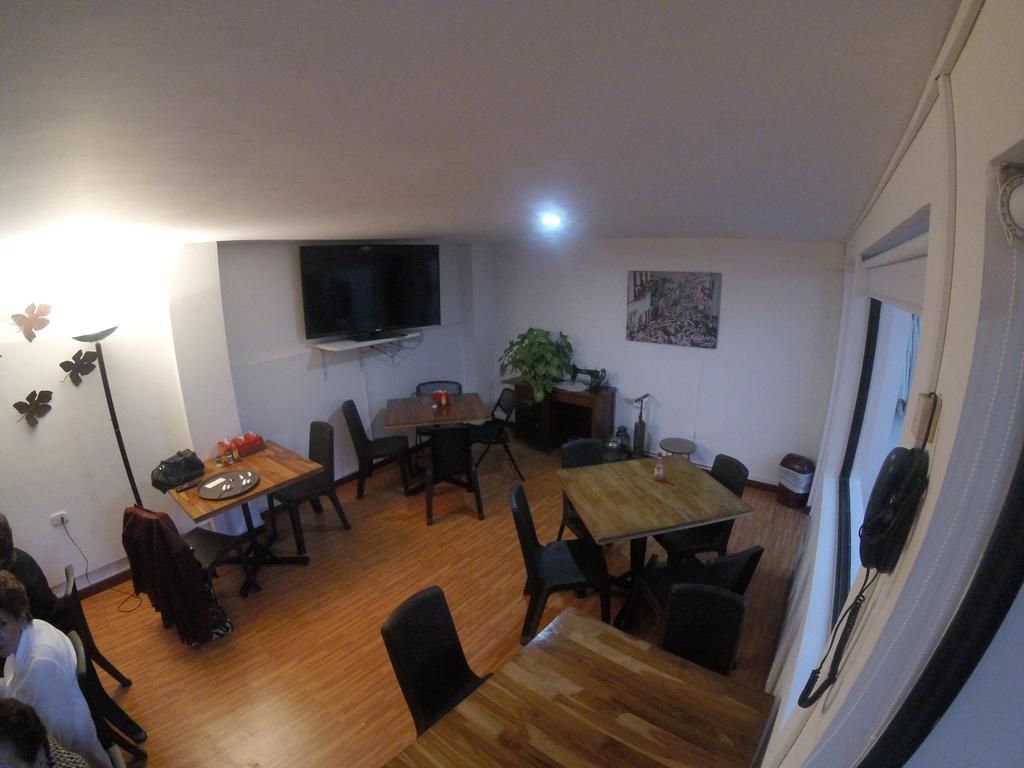 Hostal De La 57 مانيزاليس المظهر الخارجي الصورة